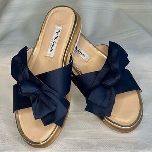 Platform Sandal Flip Flop Nina Navy Satin Gold Sz 5 EUC‎